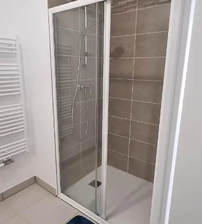 Neuf En Hypercente Apartment